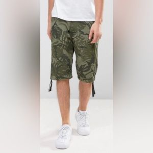 G-Star Rovic Camo DC Loose 1/2 Shorts in Green Palm Leaf Camo Size 30